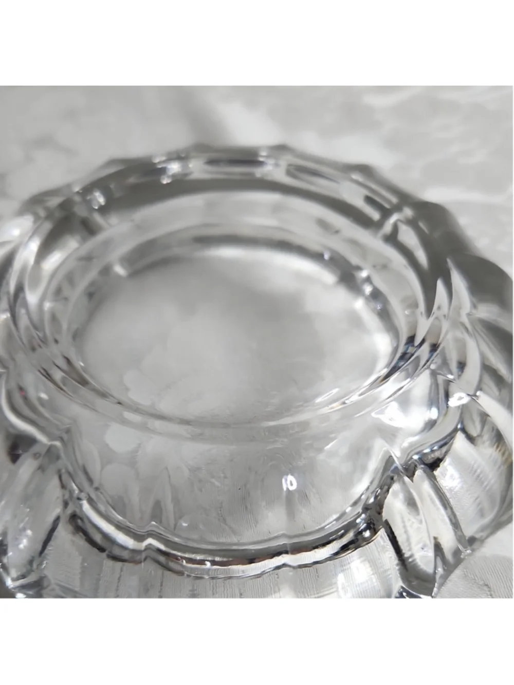 Vintage Crystal Clear Glass Round Ashtray with Cigarette Rests, 5 in Diameter